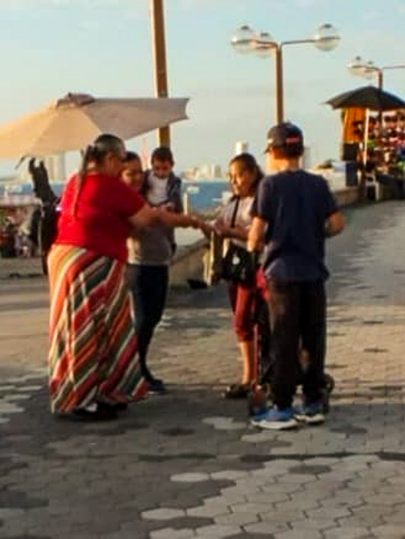 Evangelizando en la Perla del Pacífico